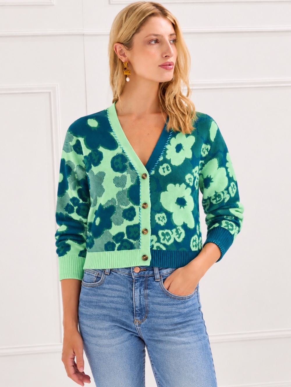 Alivia Alya Cardigan Sweater, Size M